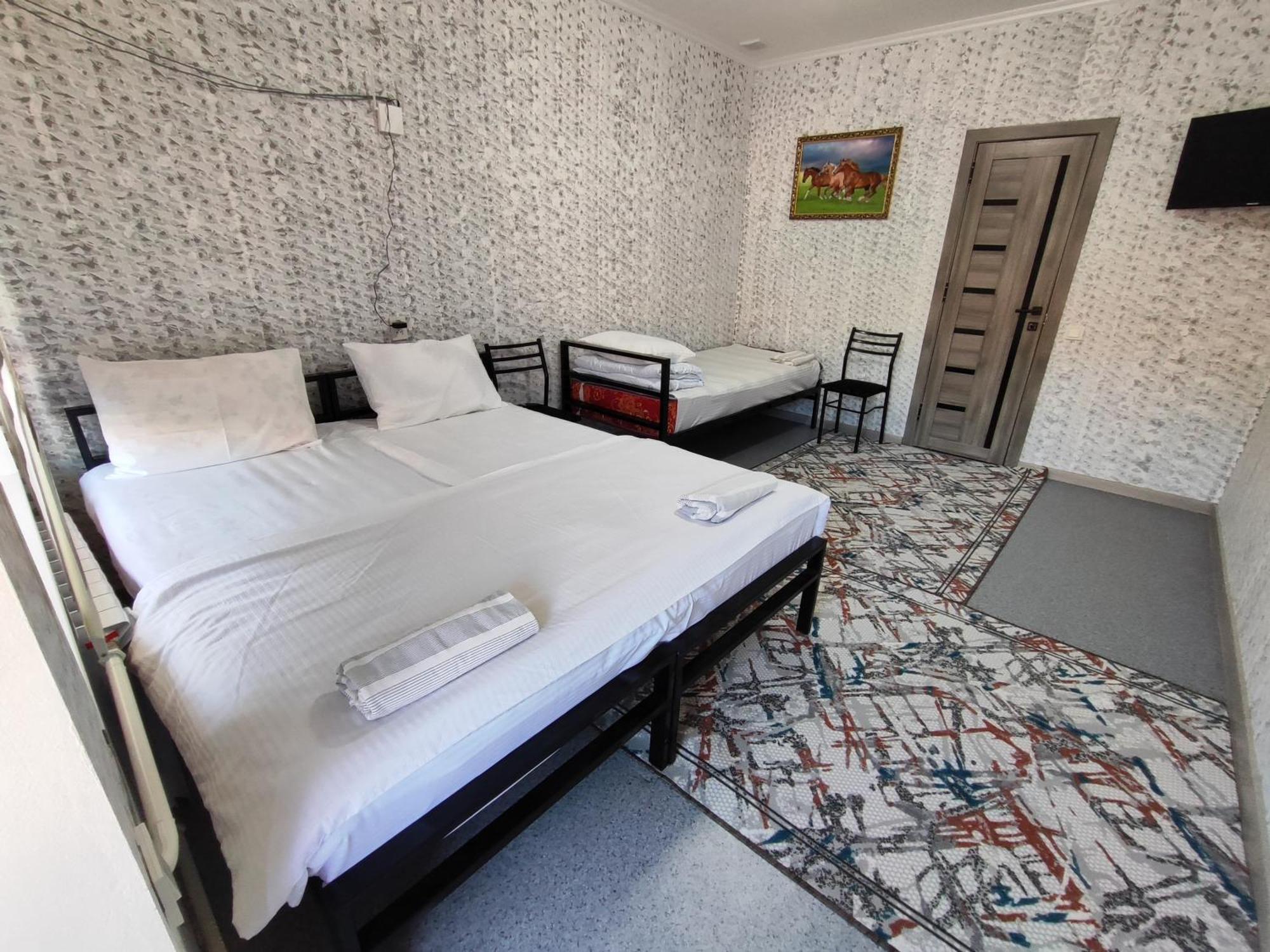 Naryn Guest House Sanat מראה חיצוני תמונה